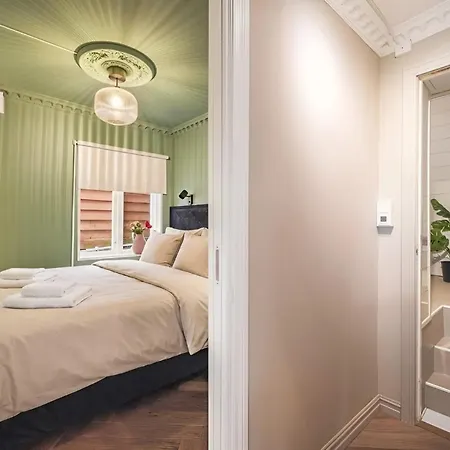 Authentic 2br With Views In Center * Bergen