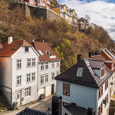 Authentic 2br With Views In Center Daire *